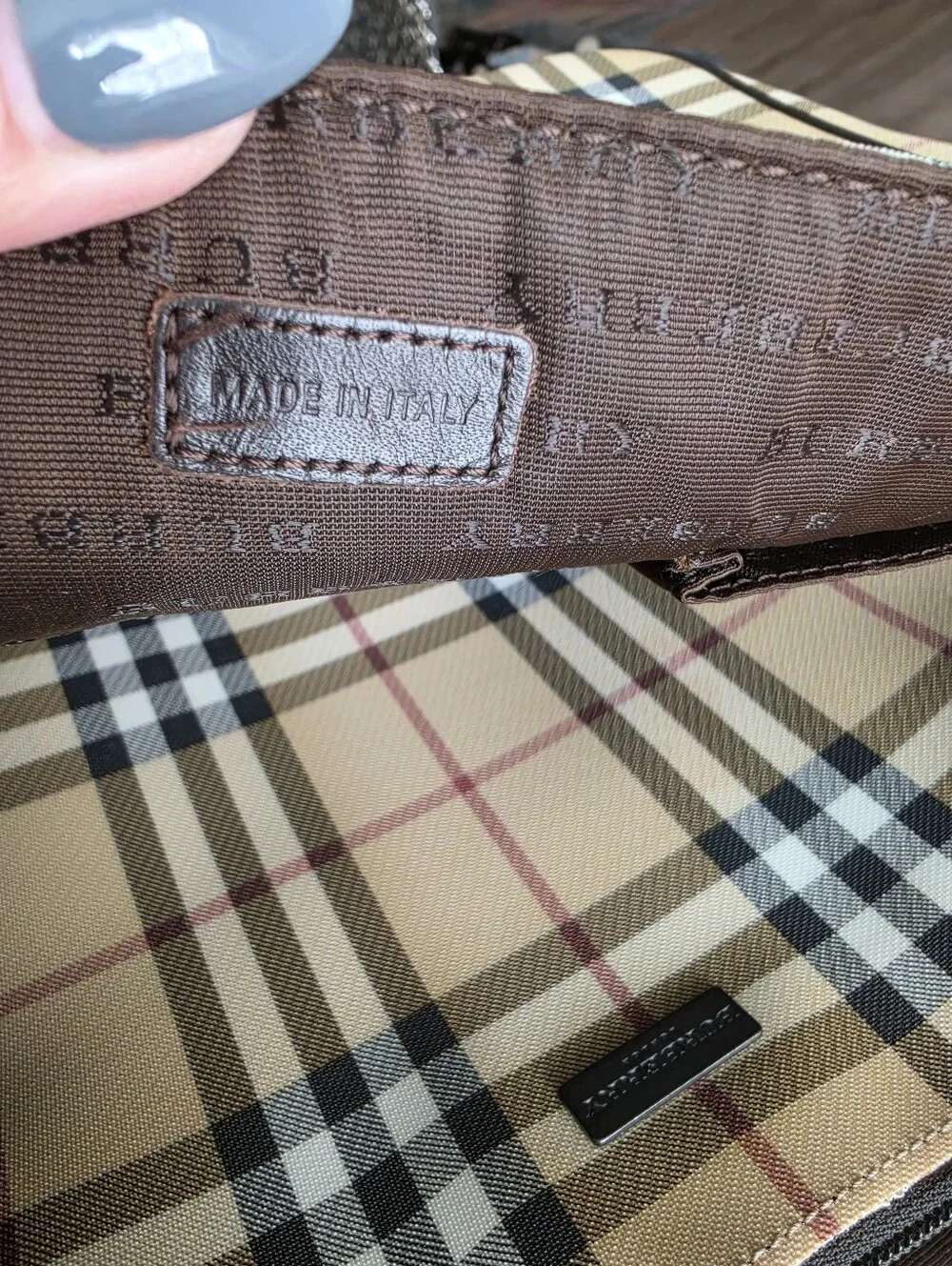 Authentic Burberry Classic Plaid Messenger Bag in Beige with Brown Leather Trim
